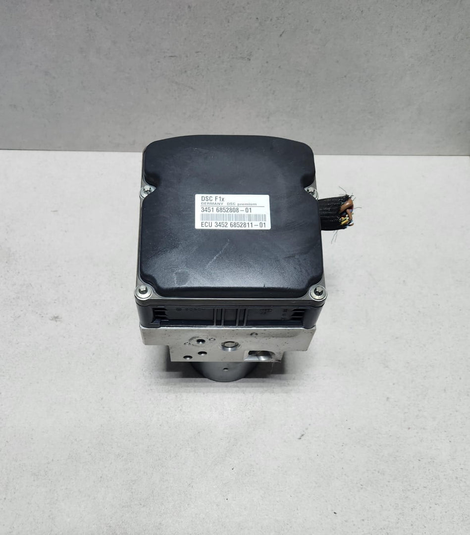 2010-2016 BMW 550i Abs Pump Module 6852808 5 Series F10 F11 and 6 Series F12 F13