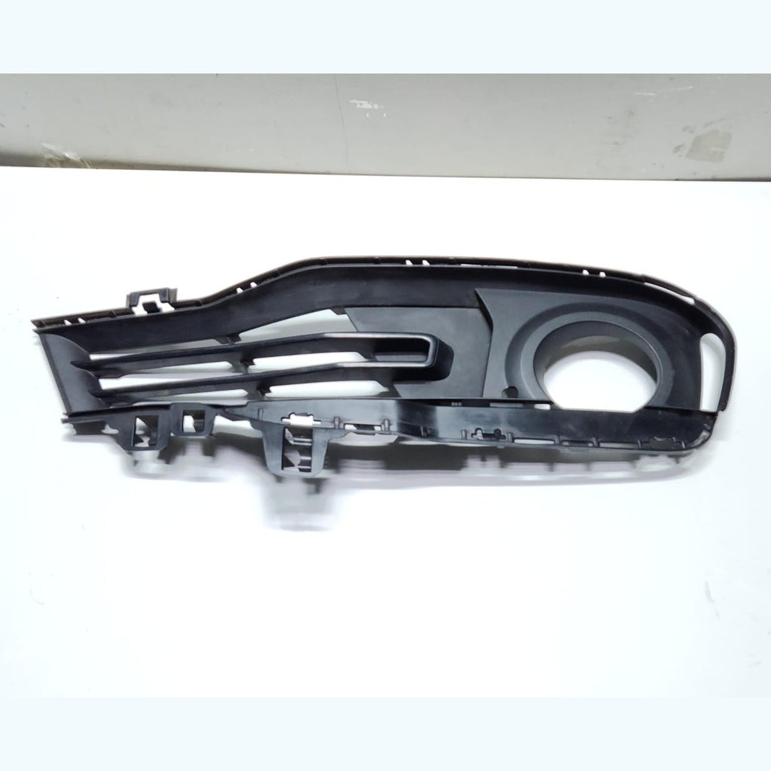 2016-2018 BMW 330i Fog Light Cover 7396878 OEM 3 Series F30