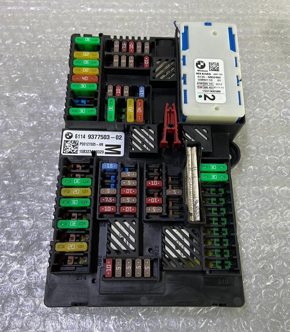 OEM BMW 740 750 G11 G12 REAR POWER DISTRIBUTION FUSE RELAY BOX MODULE 9377503