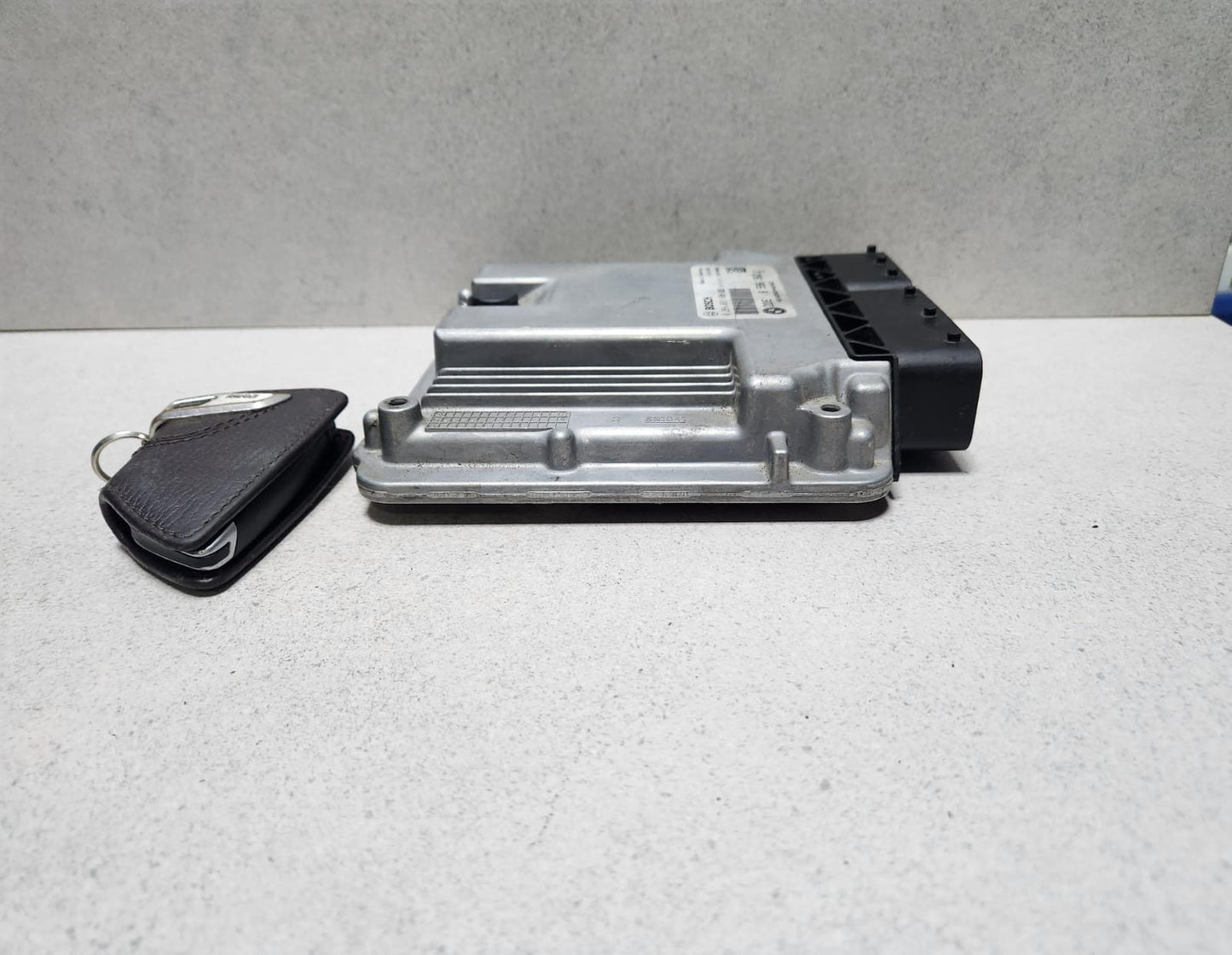 2017 BMW X1 Engine Control Unit + KEY 8596362 F20 120d F30 320d, F36 420d  B47