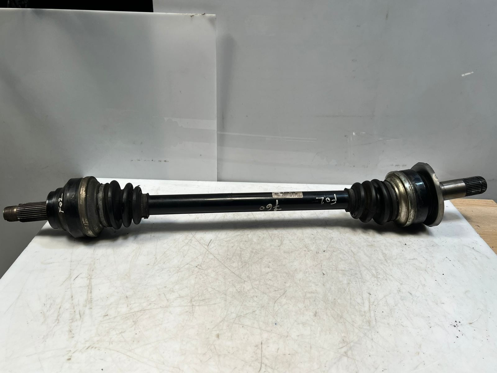 2013-15 BMW 7' F01 F03 F04 F02 Active Hybrid 7 Rear Right CV Axle Shaft 7566078