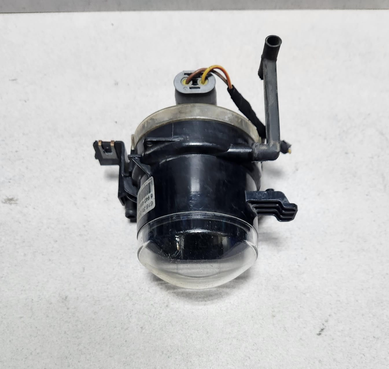 2006-2008 BMW 750i Front Fog Light 6943415 740Li 750i 750Li 760Li and Alpina