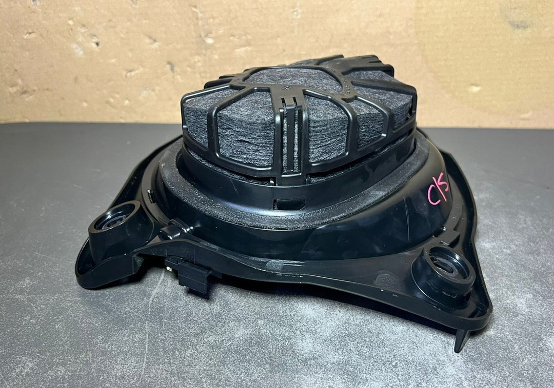 15-21 Mercedes W213 C300 Front Right Side Door Sound Speaker A205 8201202 OEM