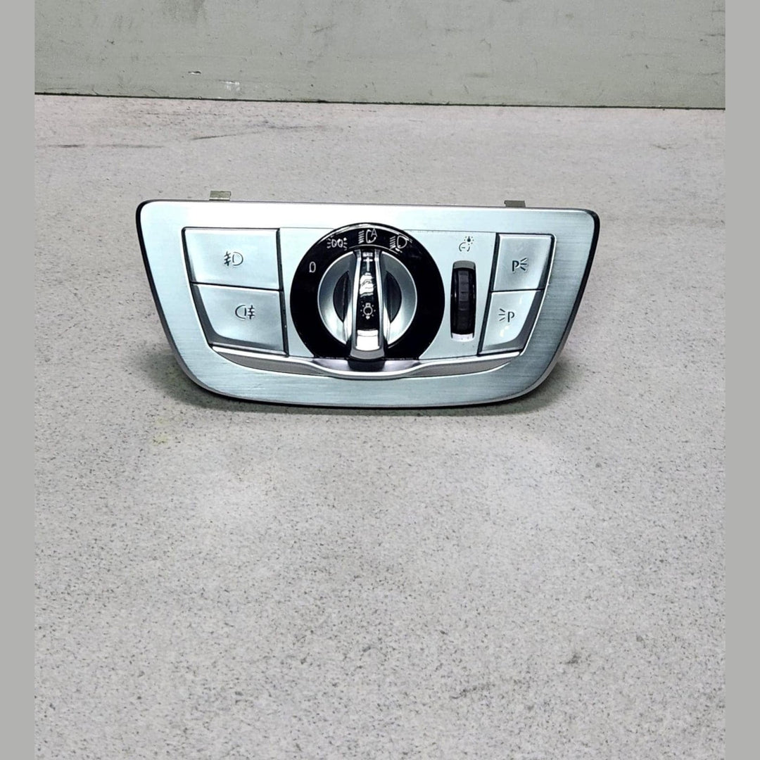 BMW Headlight Control Switch Unit 9388939 7 Series G11 G12