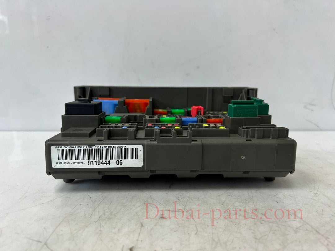 2007-2013 BMW 328i E90 E91 E92 E84 Front Power Distribution Fuse Box 9119444 OEM