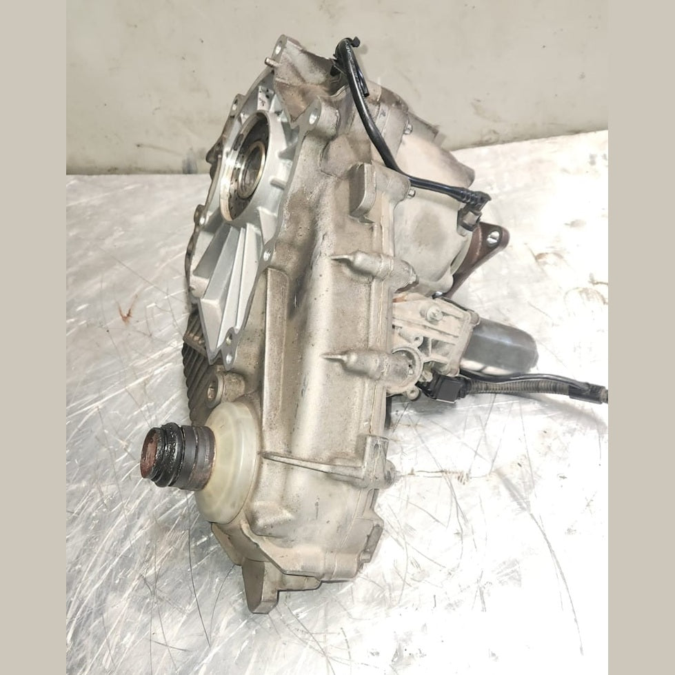 2007-2013 BMW X5 Transfer Case 7574777 X5 E70 ATC 700 USED 90K KM