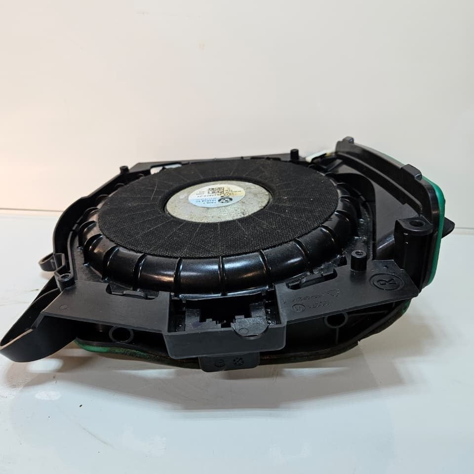 2019-2025 BMW 330i G20 Under seat Subwoofer Speaker 2622810 OEM