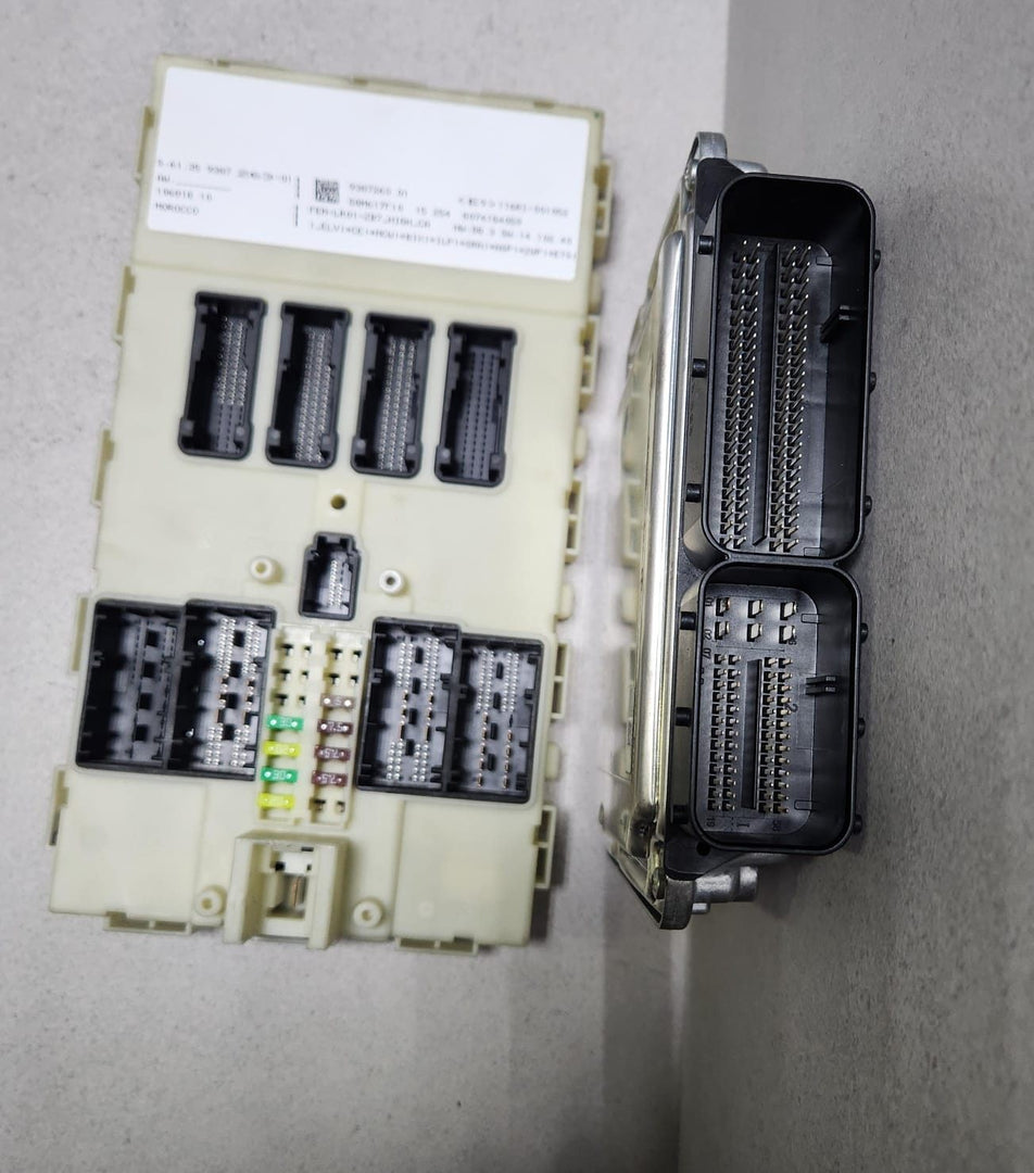 BMW Engine Control Unit DDE 8589141 F30 320D and F34 420D diesel B47 ECU SET