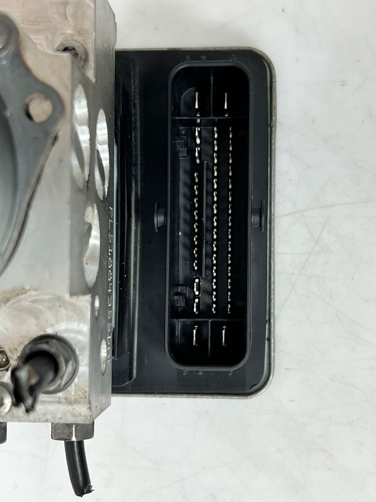BMW 7 Series G11 G12 Abs Dsc Brake Pump Control Module 6879682 OEM