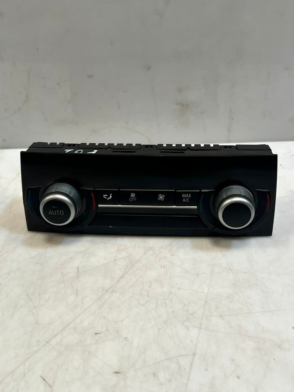 BMW 7 5 Series F01 F02 F03 F10 F11 Rear Climate Control Unit 9291511 OEM