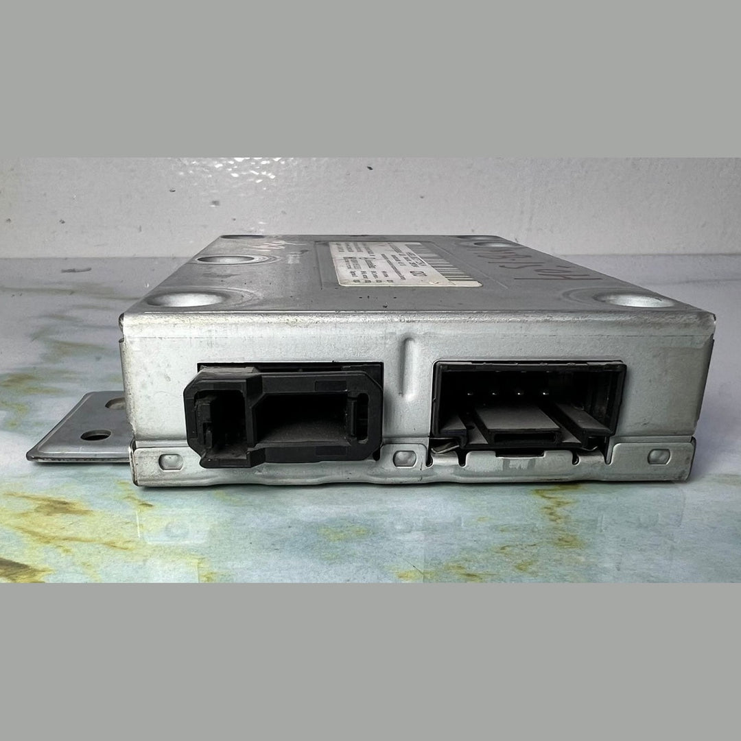 2010-2012 Mercedes-Benz GL350 Communication Interface Module A2049005704 ML450