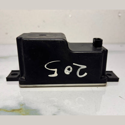 2015-2019 Mercedes-Benz C180 Voltage Converter A 205 9053414 C300, and C43