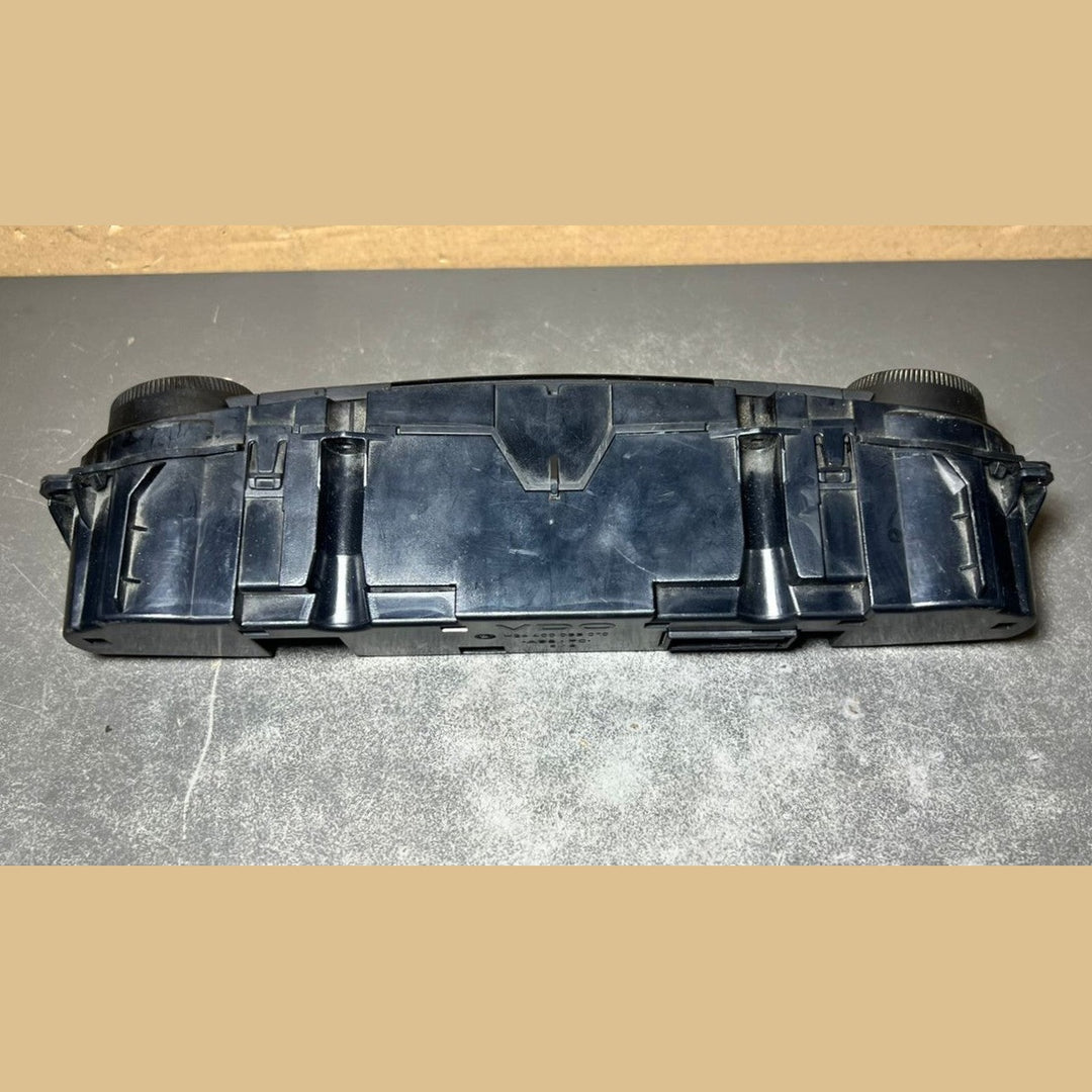 04-10 Mercedes-Benz W219 CLS Klima Heizung Klimabedienteil A219 8300285