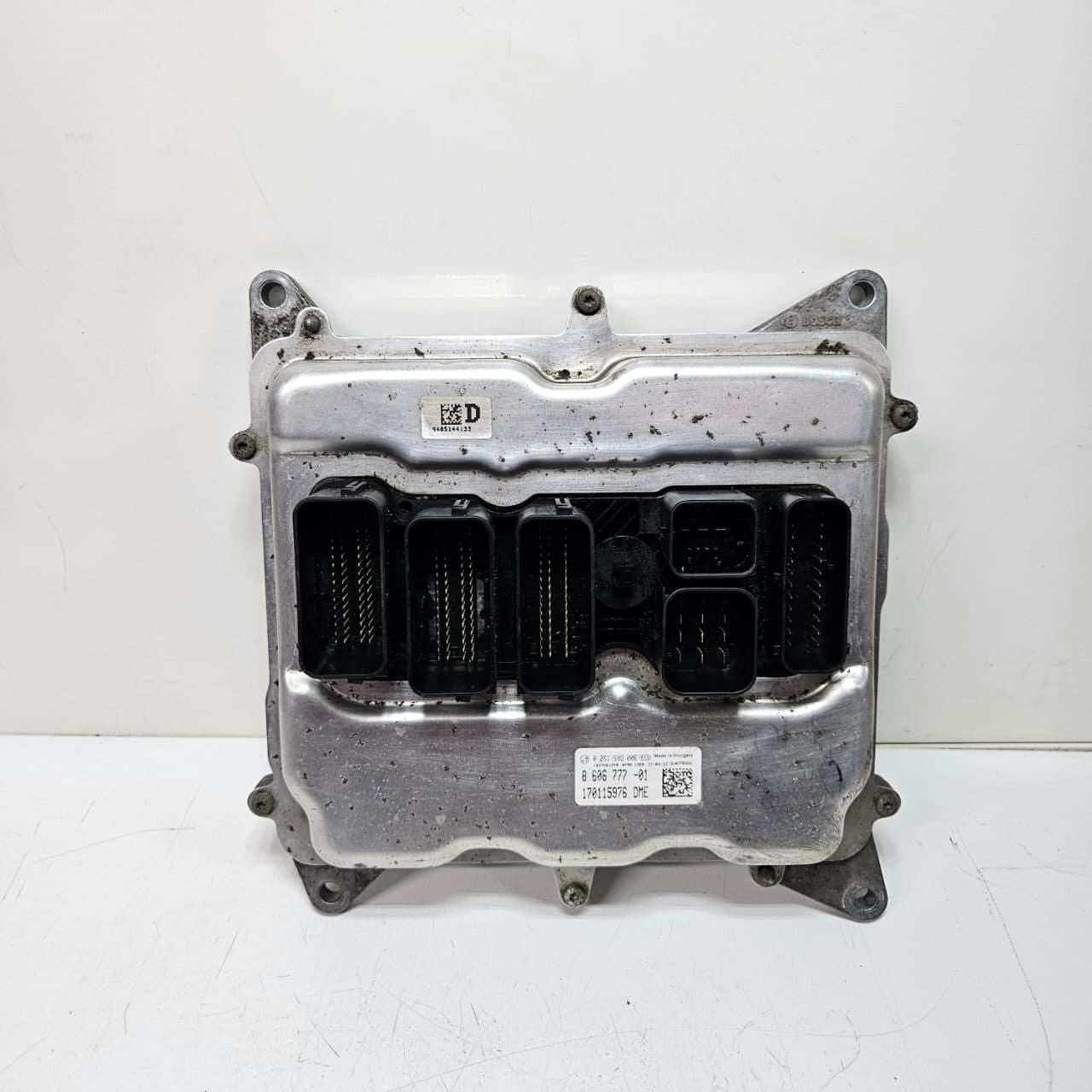 2013 BMW 5 Series F30 F31 N20 184HP Engine Control Unit DME Key Set 8606777