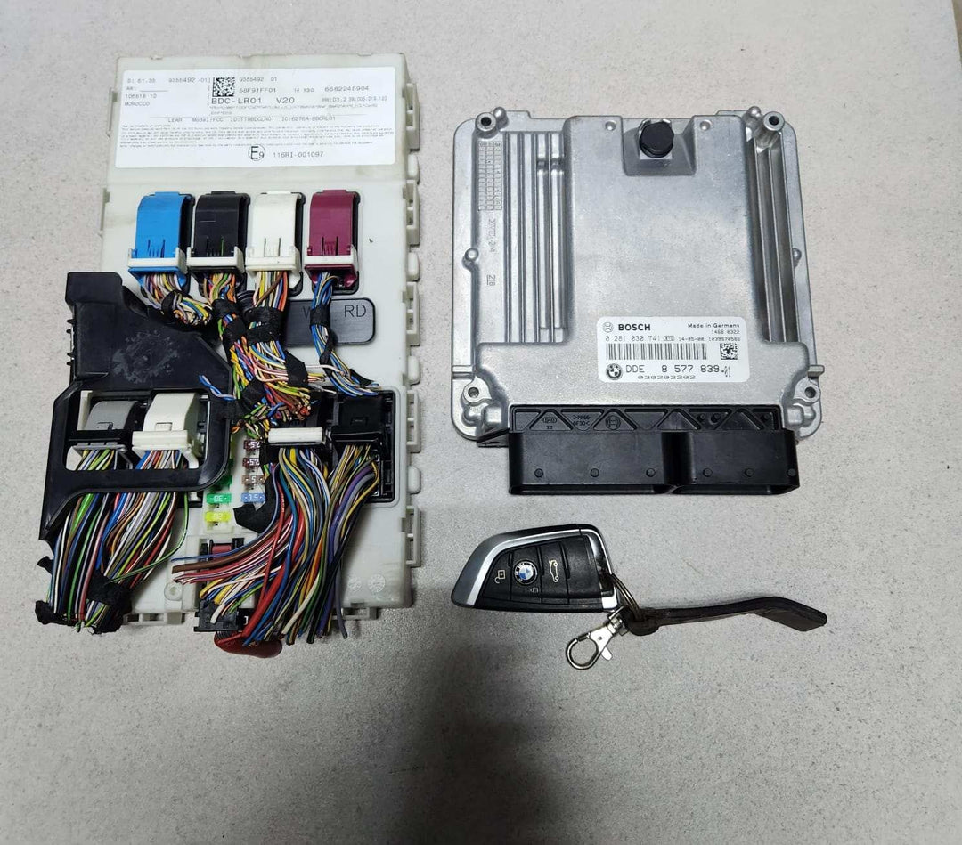 2010-2017 BMW X3 F25 30d xDrive F32 F33 430d Engine Control Unit 8577839 ECU SET