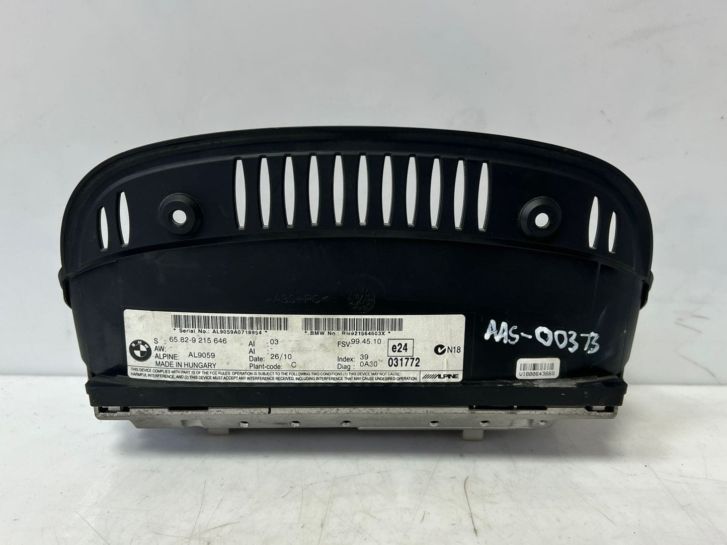 BMW 3' 5' 6' E90 E91 E92 E93 E60 E61 E63 E64 Central Information Display 9215646