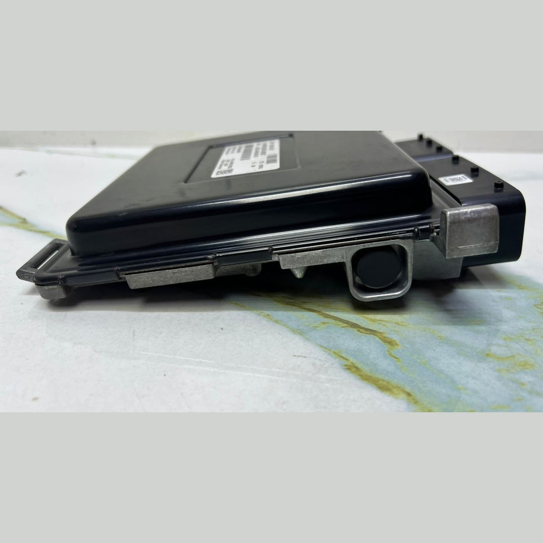 2012-2015 Mercedes C250 Engine Control Unit A2711500391 W204 C250 W212 E200, SLK
