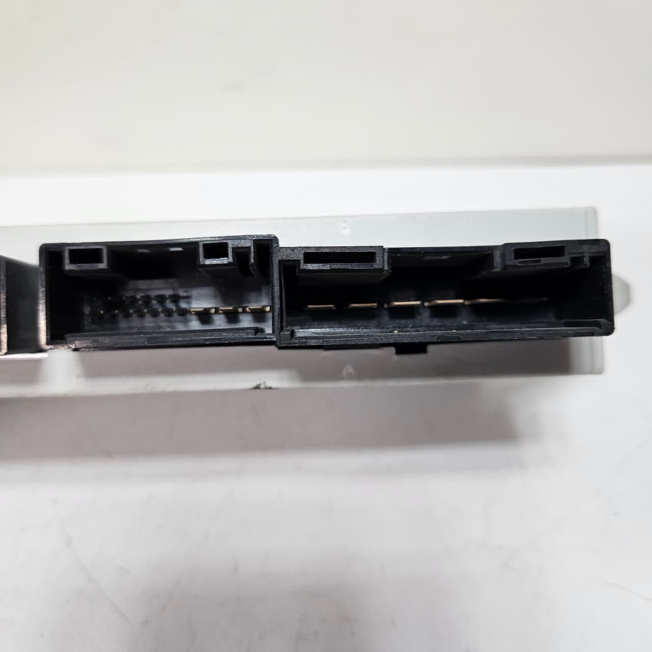 2004-2005 BMW 7 Series E65 E66 745i Door Control Module 6964142
