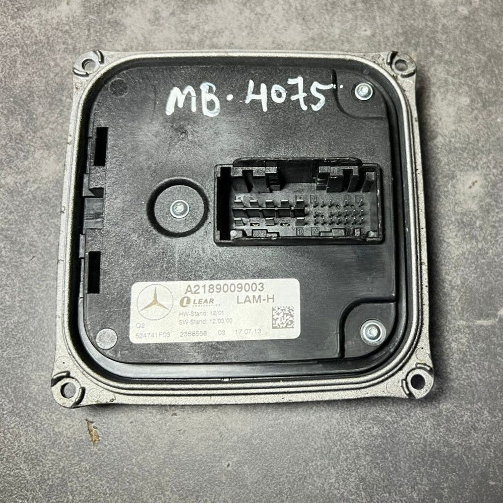 12-16 Mercedes W218 LED Headlight Voltage Regulator Ballast Module A218 9009003