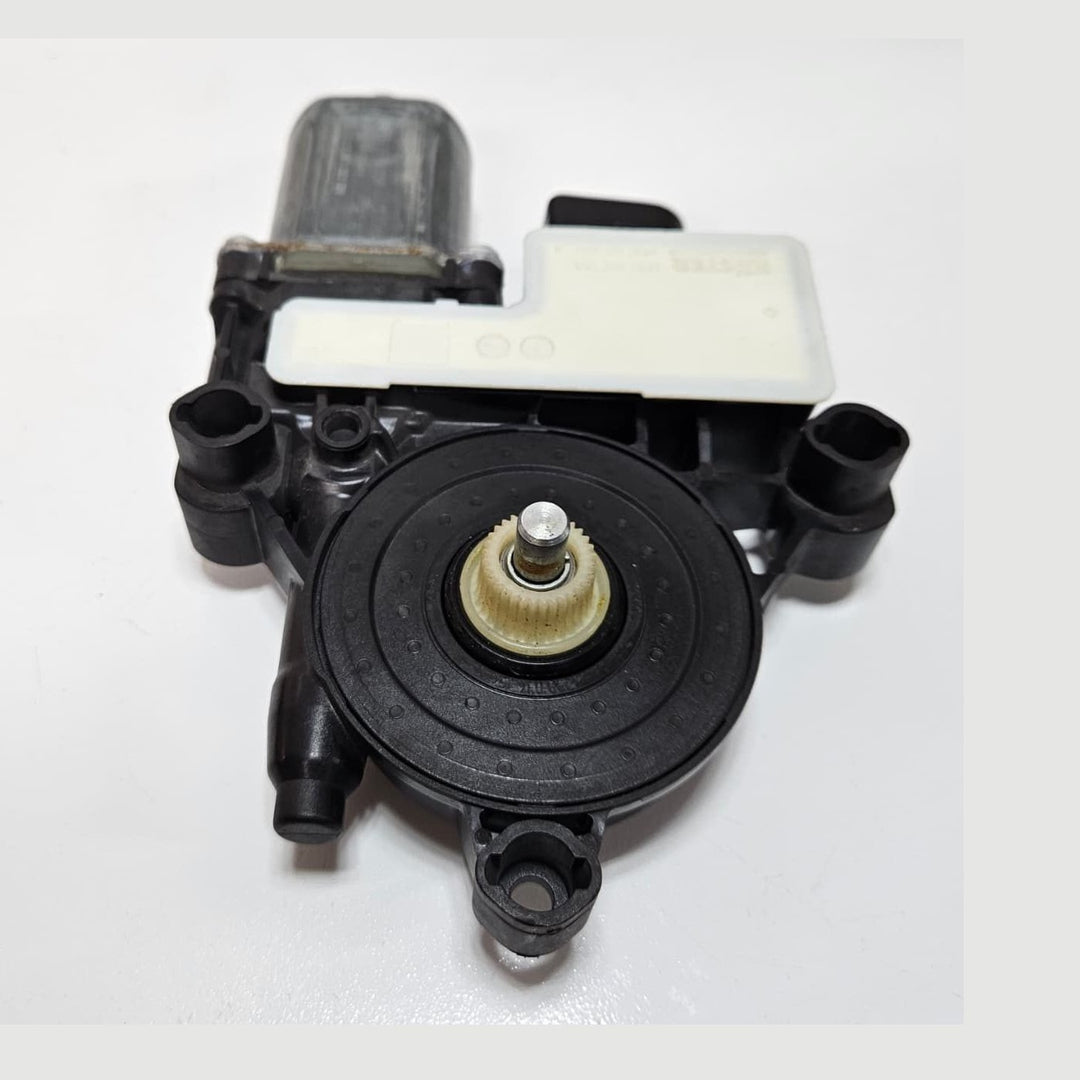 2019-2020 BMW M8, M850, Z4, Door Window Motor 9466690 Front Right