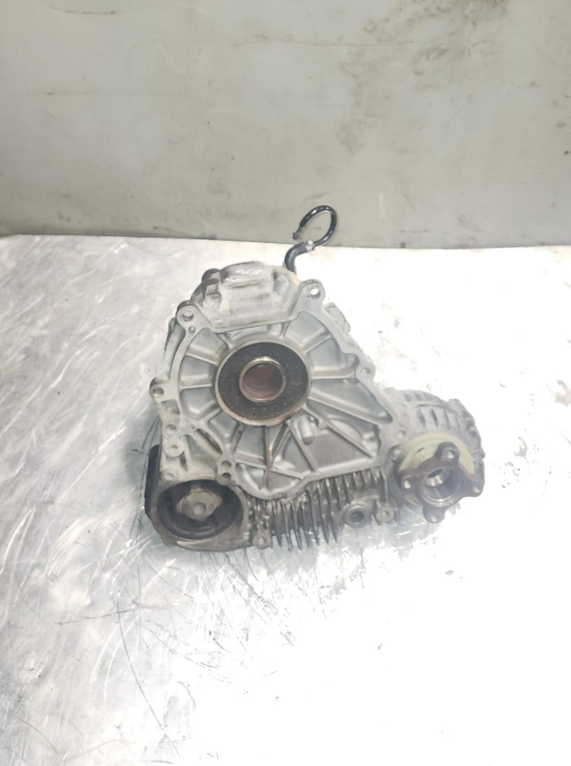2007 BMW 328xi Transfer Case 7548666 E90 E92 E93 328xi and 335xi AWD model