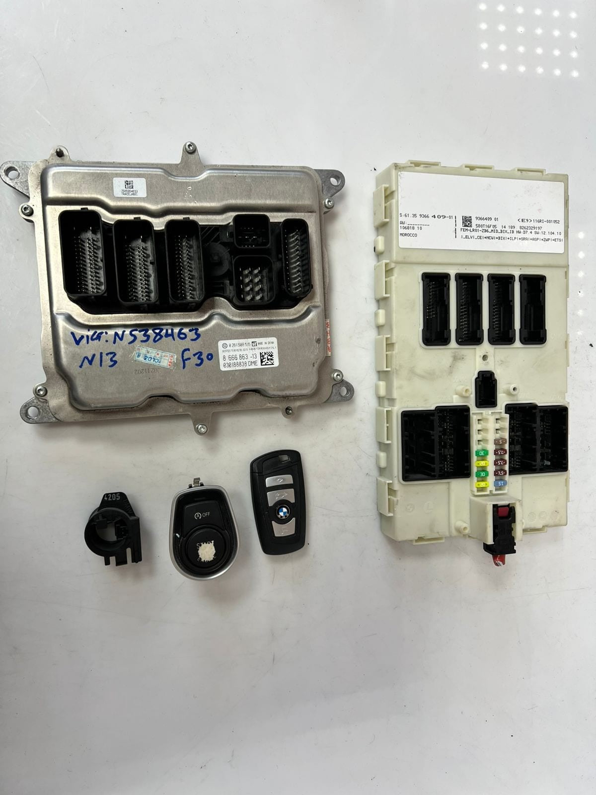 BMW N13 F30 Engine Control Unit ECU COMPLETE SET DME + FEM + 1 KEY 8666863 - 13