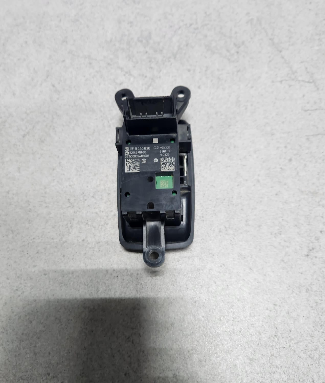 2016 BMW X1 Hand Parking Brake Switch 9390836 X1 F48 F49
