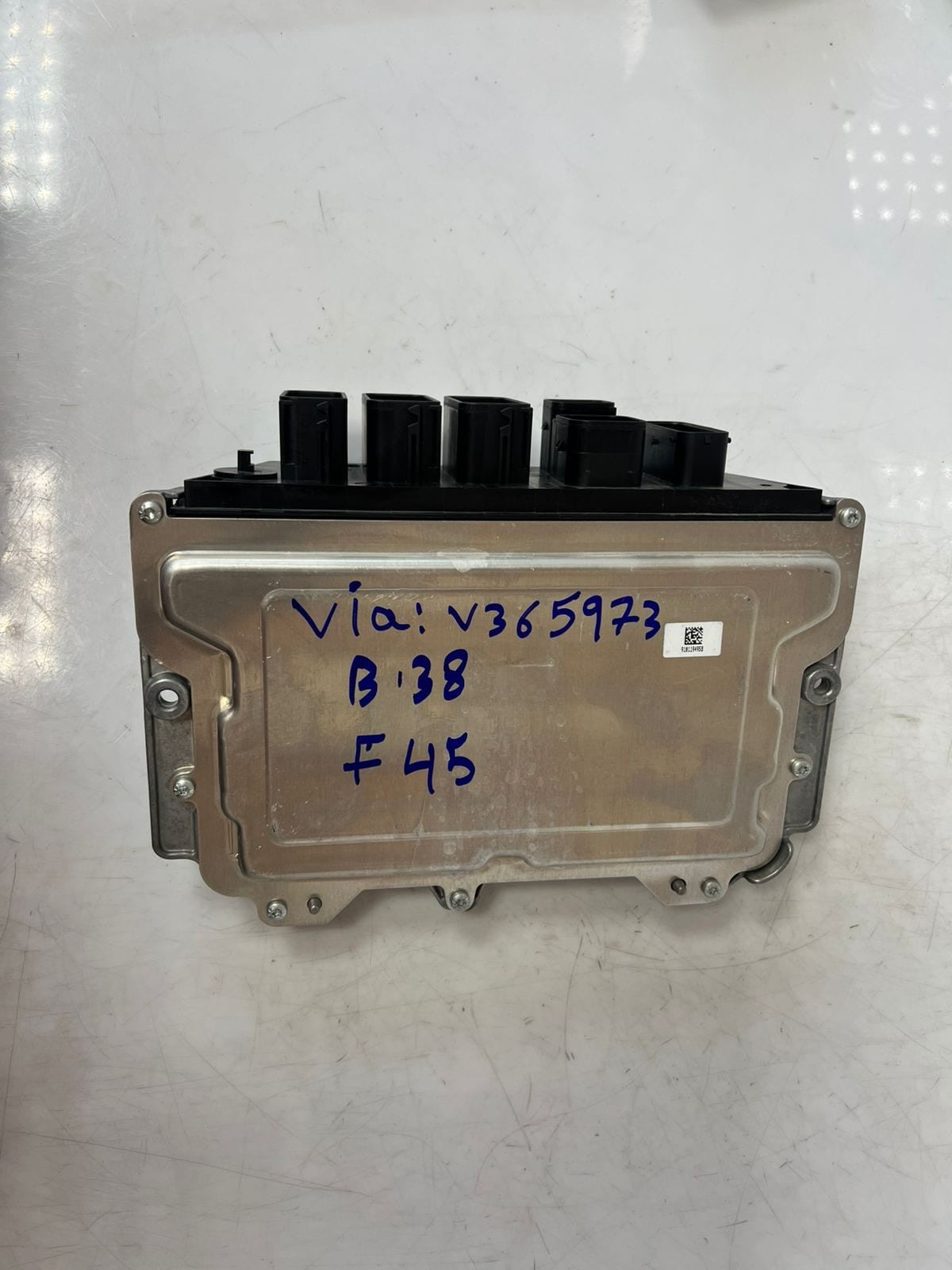 BMW F45 225xe 1.5 B38X Engine Control Unit ECU SET DME+BDC+1KEY 8686143