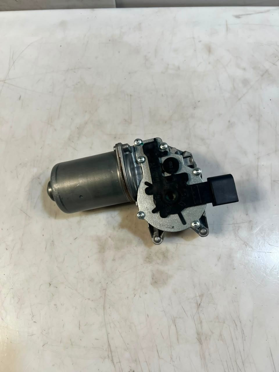 2010-2015 BMW X1 E84 WINDSHIELD Front Wiper Motor 2992466 OEM