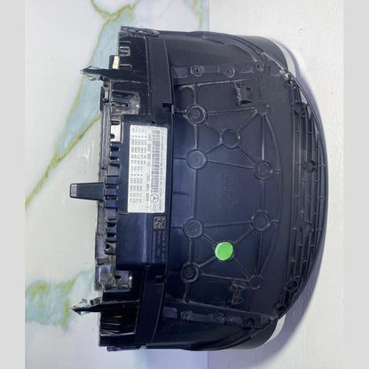 Mercedes Instrument Cluster A2059009915
