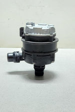 Bild in die Galerieansicht laden, BMW Auxiliary Water Pump Electric 8637953 1, 2, 3, 4, 5 Series and M4 OEM
