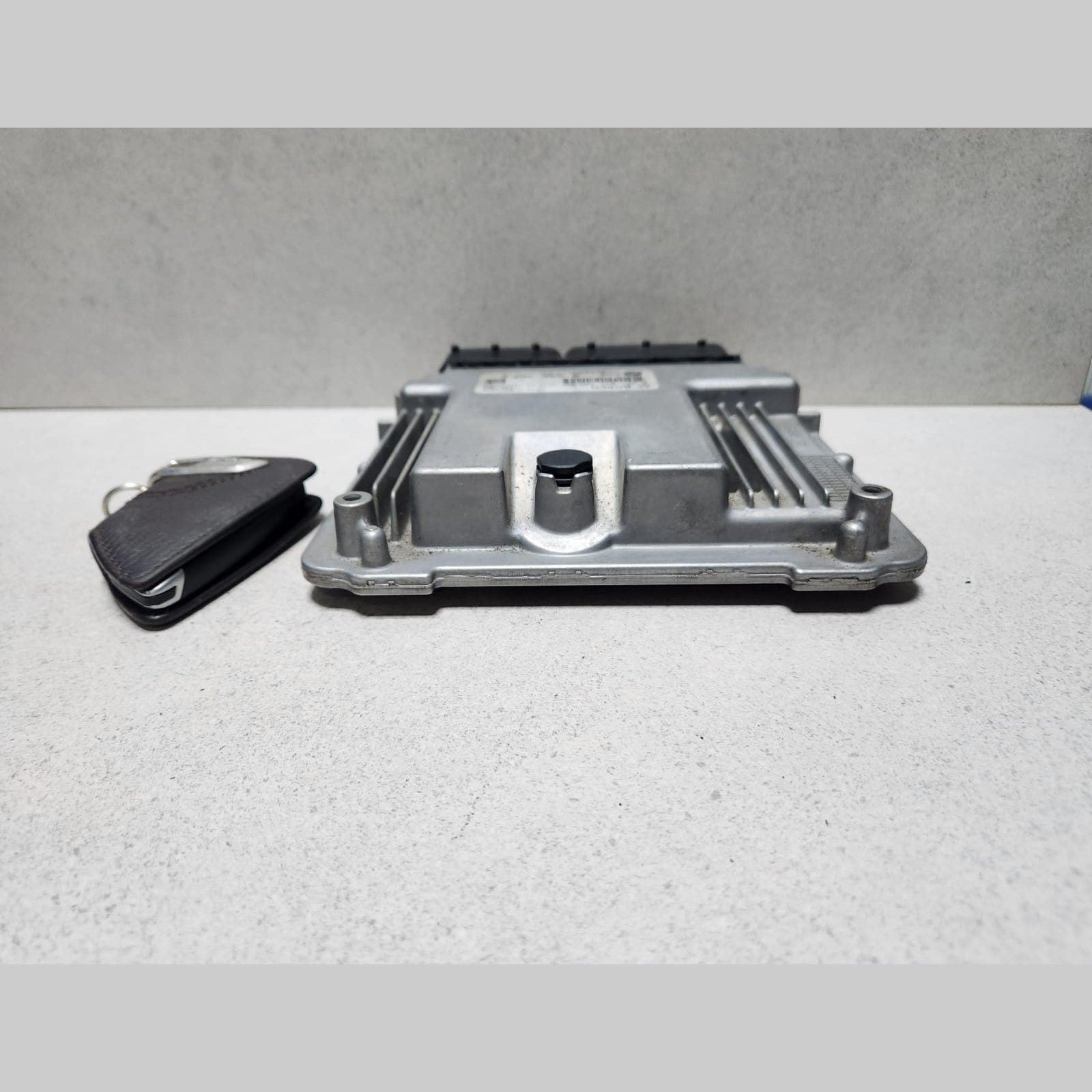 2017 BMW X1 Engine Control Unit + KEY 8596362 F20 120d F30 320d, F36 420d  B47