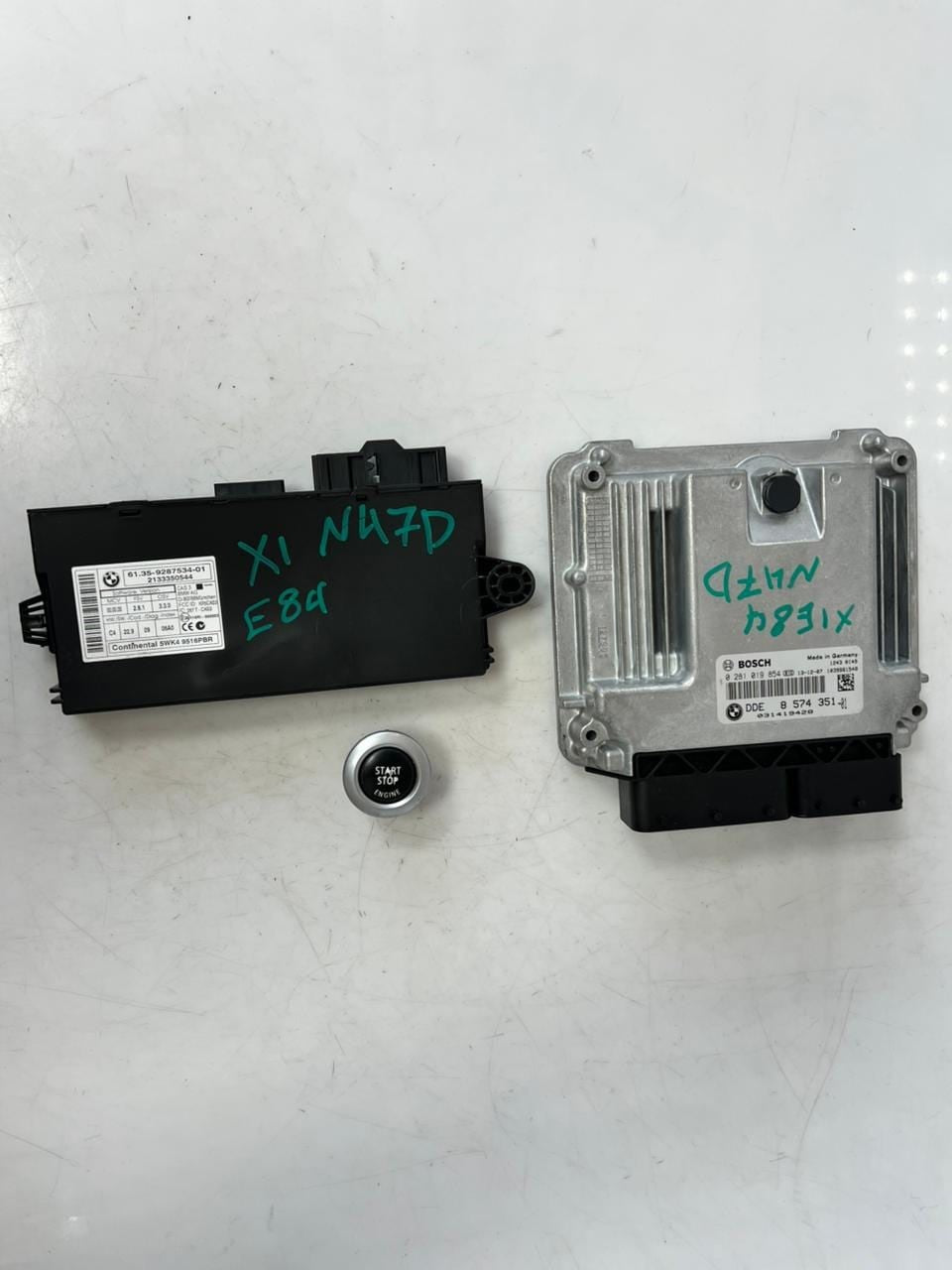 2010-2015 BMW X1 E84 N47D Engine Control Unit ECU SET DDE+ CAS3 +NO KEY 8574351
