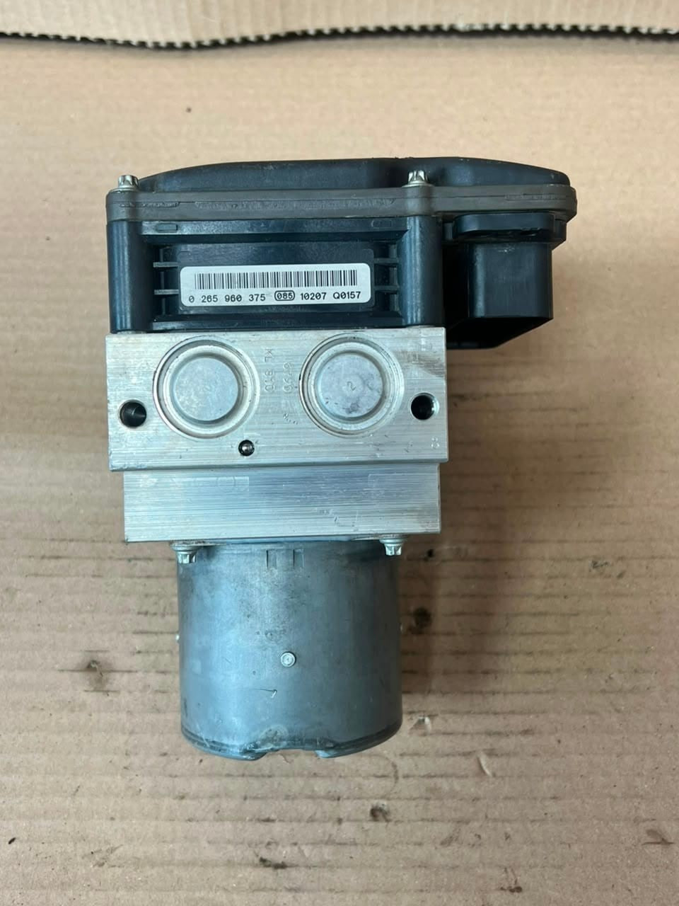 2011 BMW 5 Series F10/F11 F01 F02 550i ABS/DSC Hydraulic Pump Unit 6799517 OEM