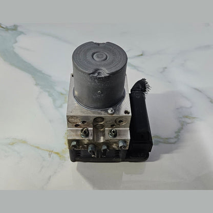 OEM BMW F02 F07 ABS Anti Lock Pump Brake Module 6797036, 6797038