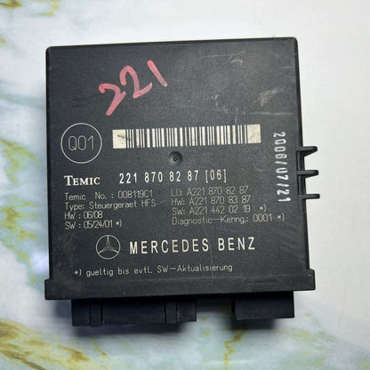 2007-2009 Mercedes-Benz S550 Trunk Release Remote Control Module 221 870 82 87 W