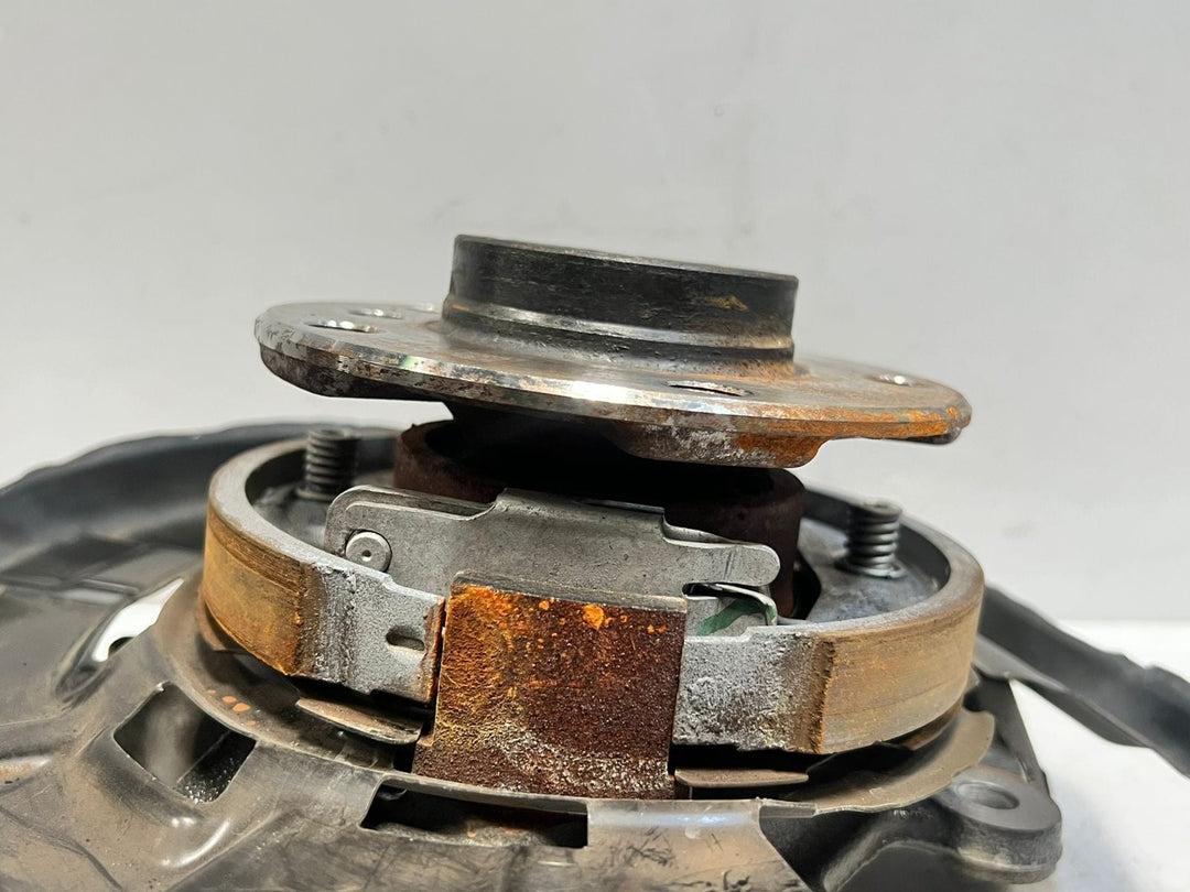 BMW 1' 2' 3' F20 F21 F22 F23 F30 F31 Rear Wheel Hub Rear 6867261 OEM