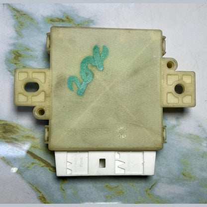 Mercedes Parking Distance Control Module A2045406662 W204 C-Class