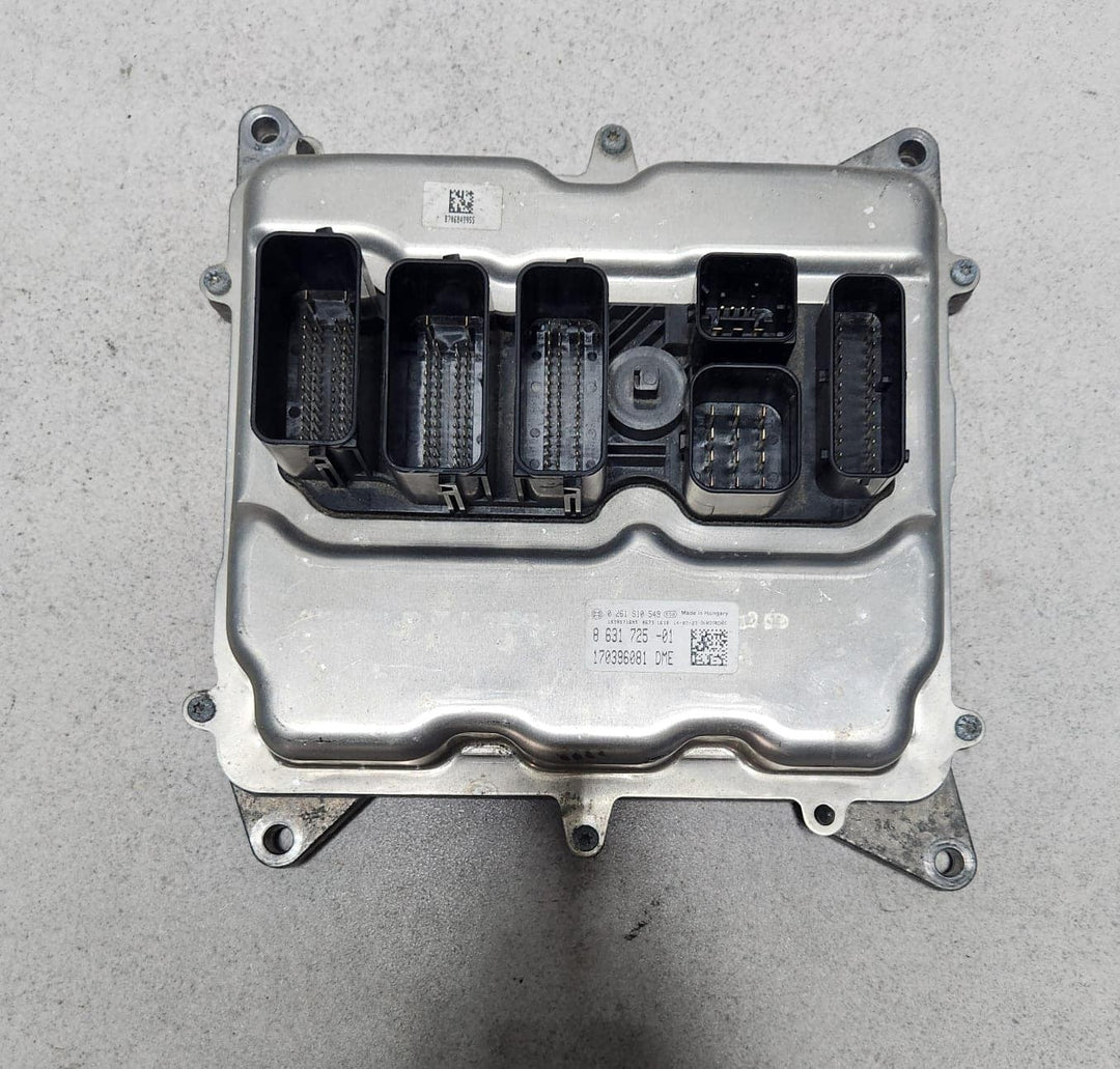 BMW F30 320i F32 N20 Engine Control Unit DME Set 8631725 OEM