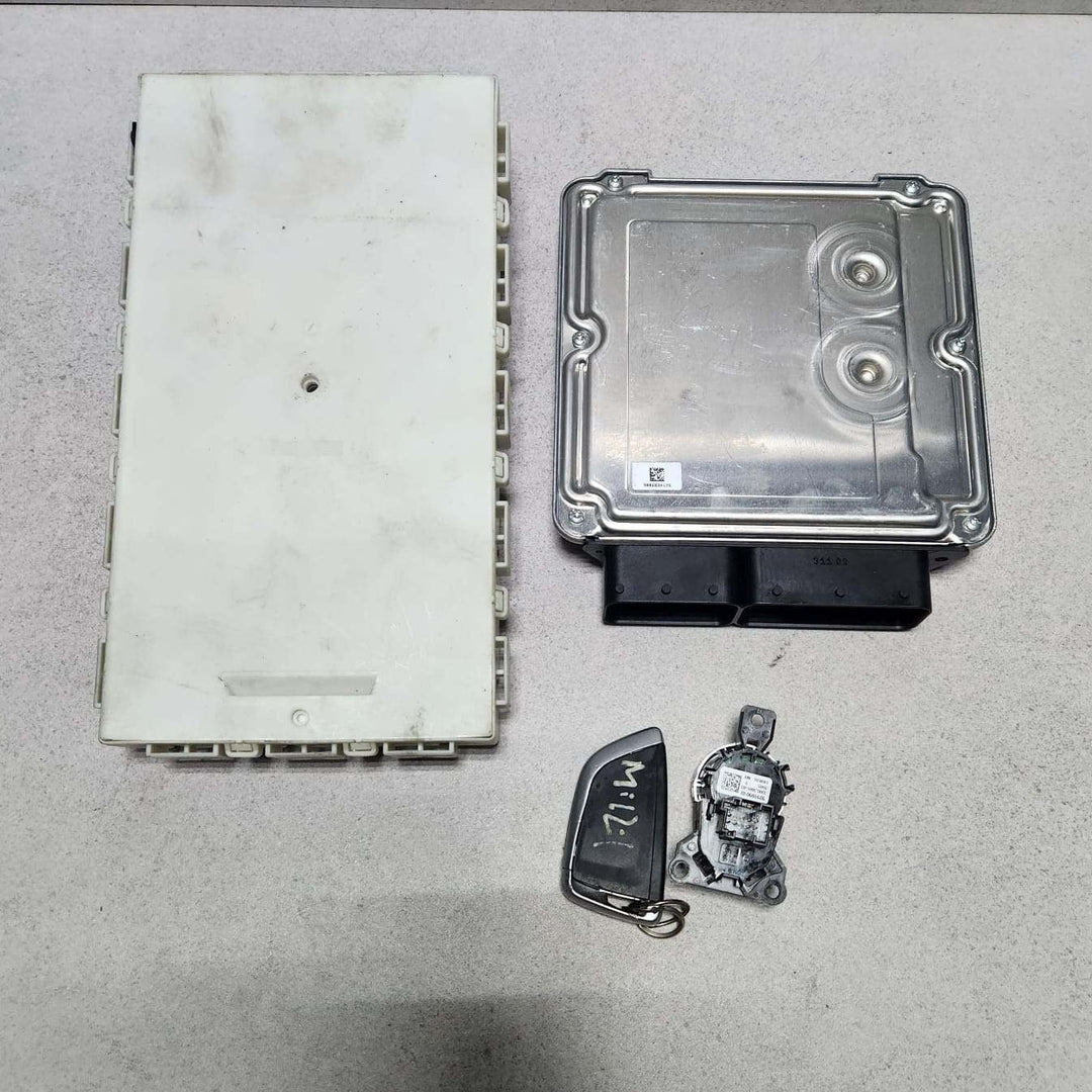 2013-2018 BMW X5 F15 3.0 DIESEL Engine Control Unit DDE 8577869 ECU SET