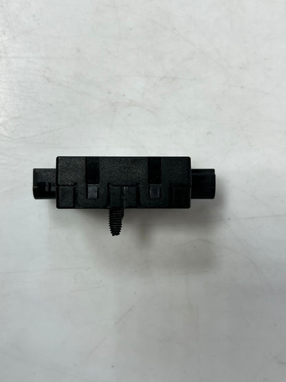 2017-2019 BMW X3 F25 DIVERSITY ANTENNA CONTROL MODULE 9181453