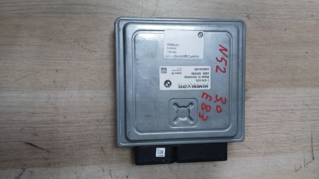 2007-2013 BMW E83 X3 3.0 N52N Engine Control Module 7576670 ECU