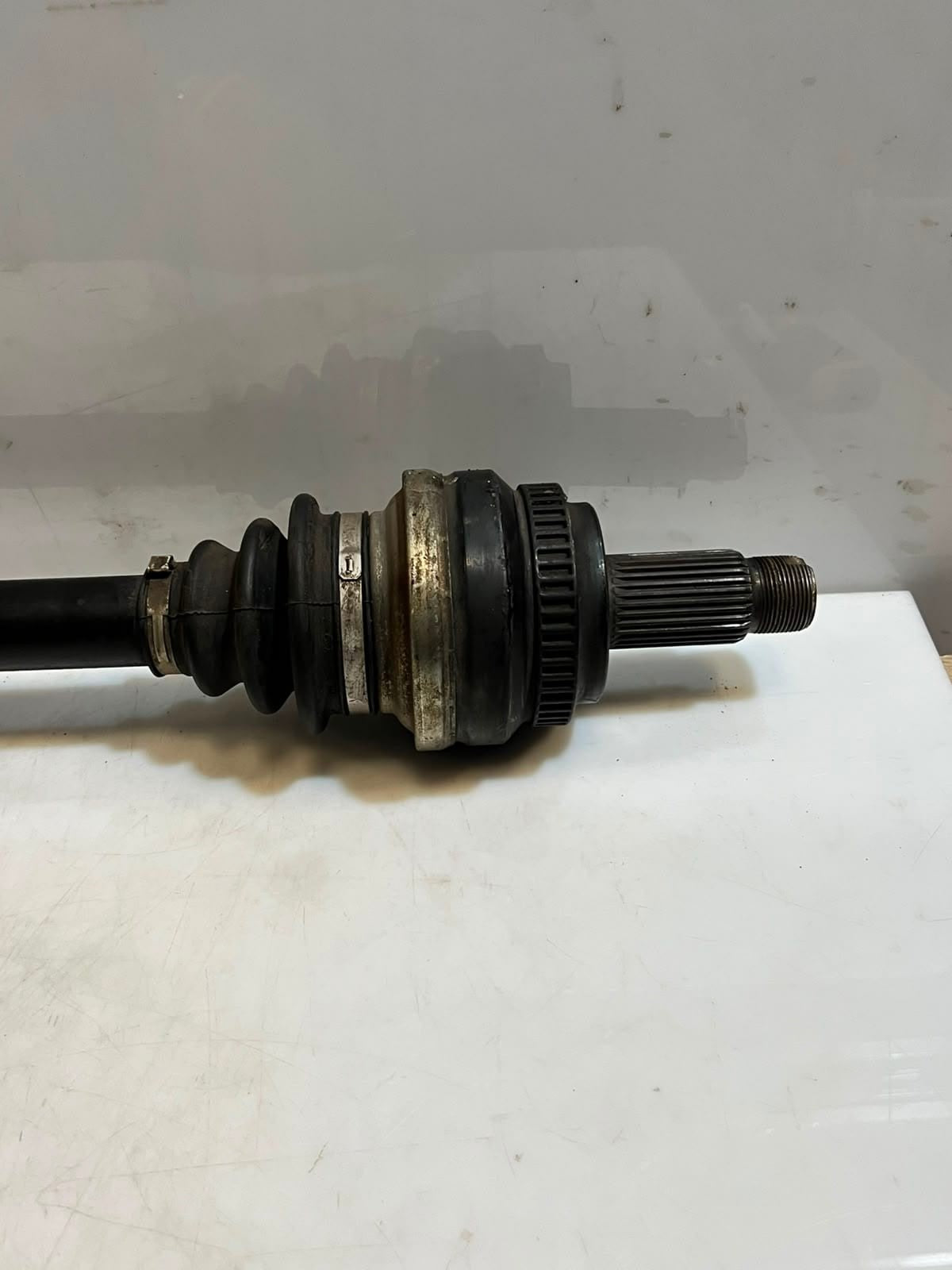2006-2010 BMW X3 E83 E90 E91 Rear Axle Output Drive Shaft 3417392