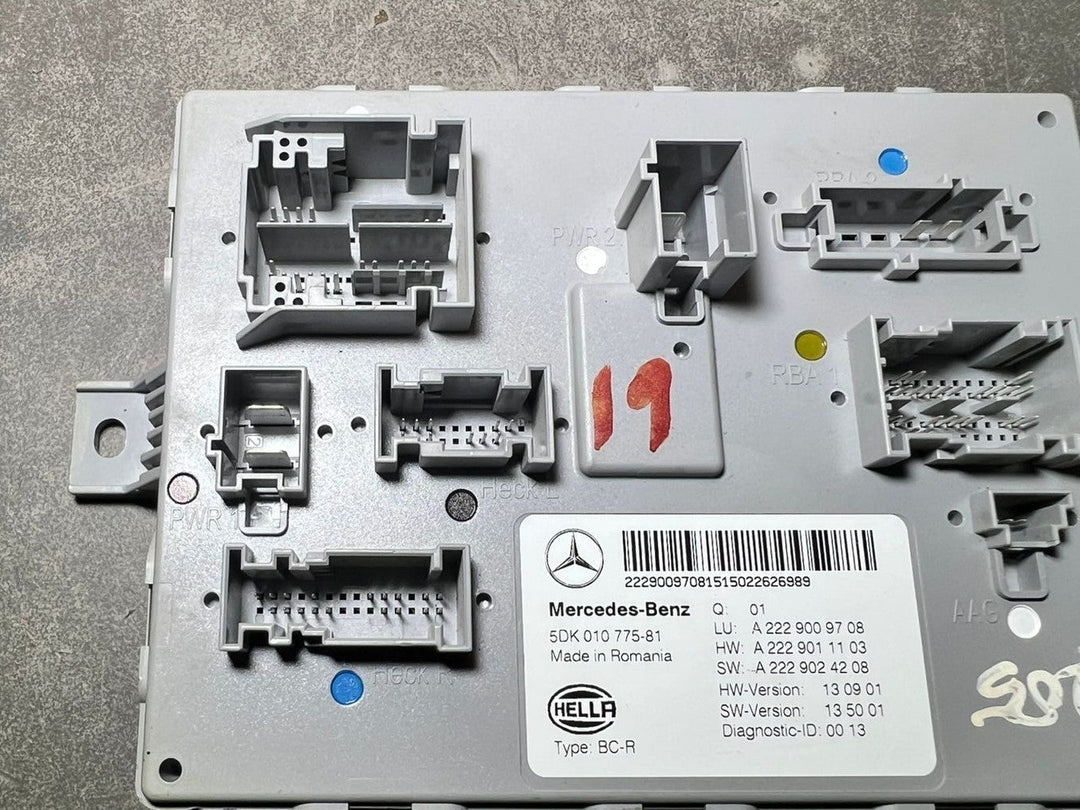 14-20 Mercedes W205 Rear Trunk SAM Body Control Module Unit A222 9009708 OEM