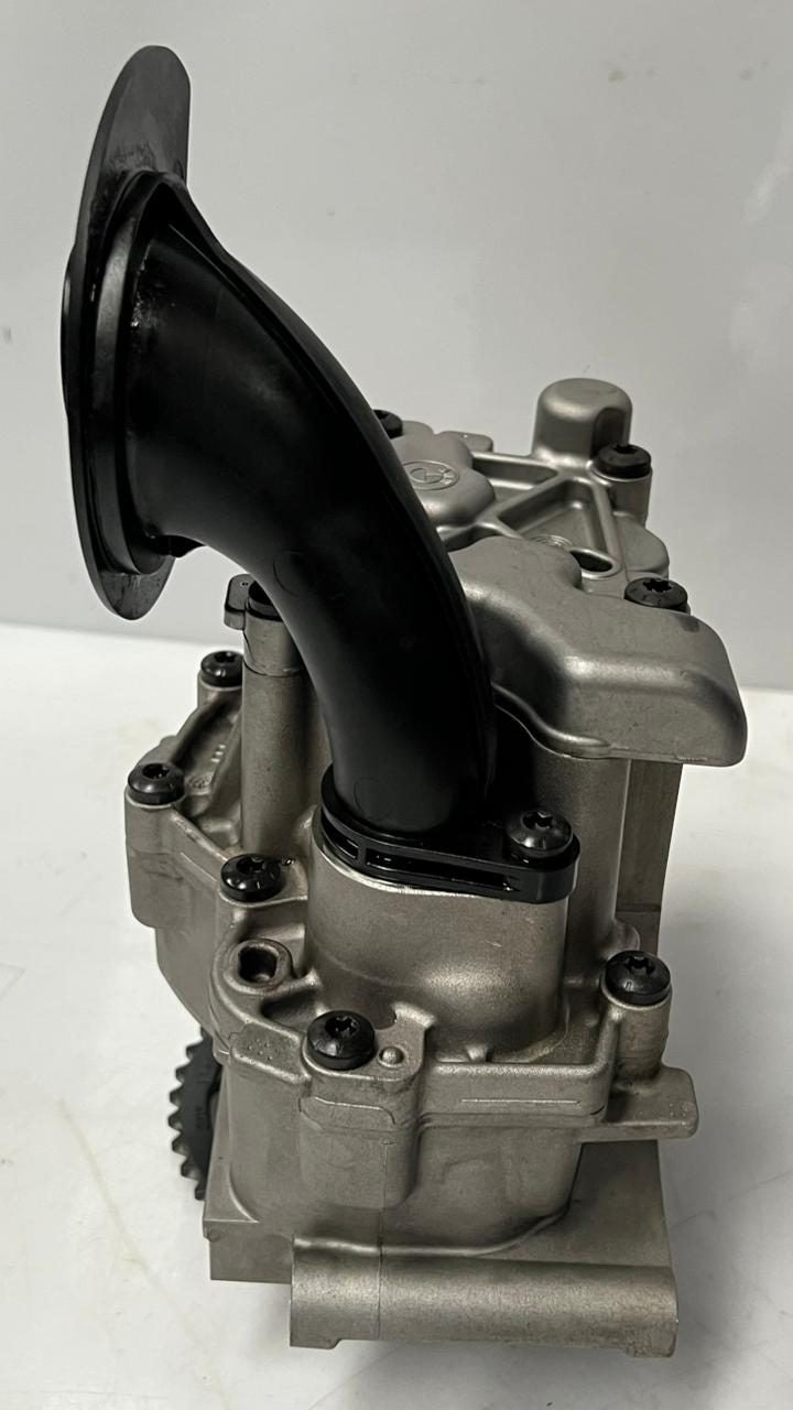 2012-2016 BMW M5 M6 F10 F06 F12 Oil Pump 7843135 S63 4.4 TWIN TURBO
