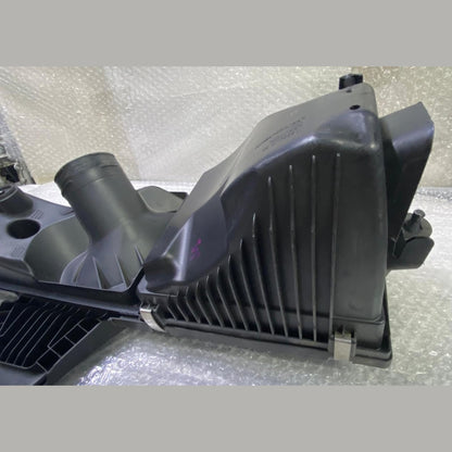 OEM BMW F20 F30 F31 LCI B38 Intake Muffler Air Filter Box Housing Petrol 8647449