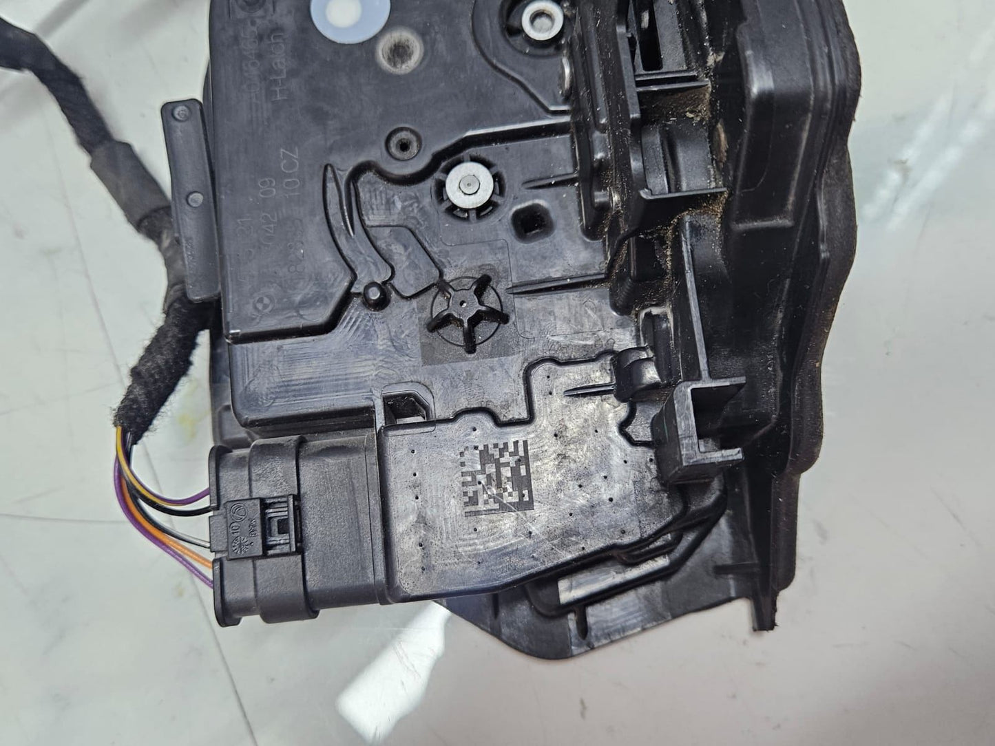 BMW 3 G20 Front Right Door System Latch 5121 7445042 OEM