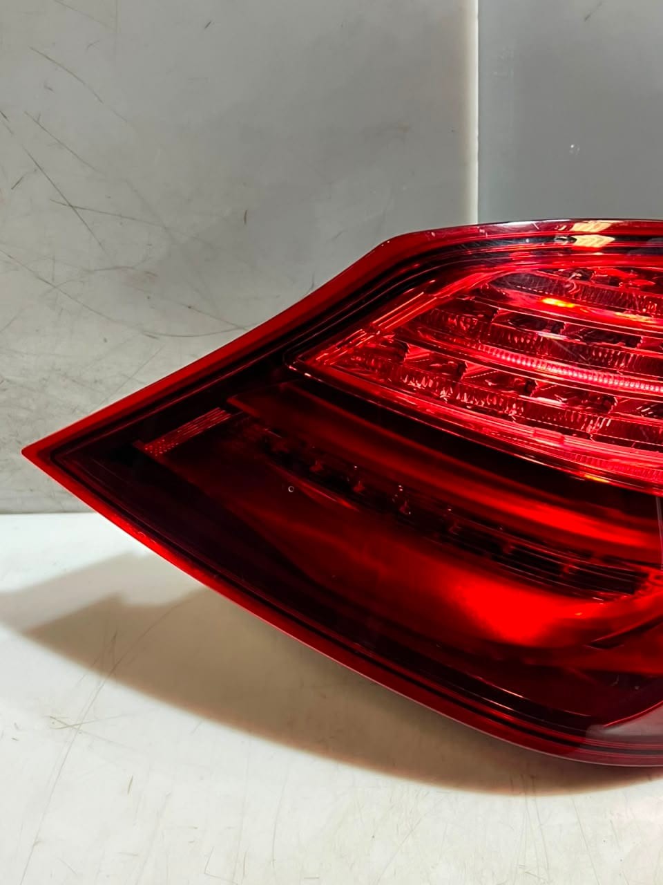 2011-2012 BMW 6 Series F06 F13 F12 Rear Right Tail Light Backlight 7210576 OEM