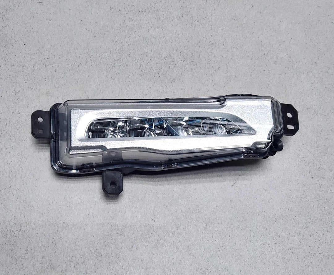 Genuine 2019-2021 BMW X5 Right Fog Light Led 7406366 X5 G05
