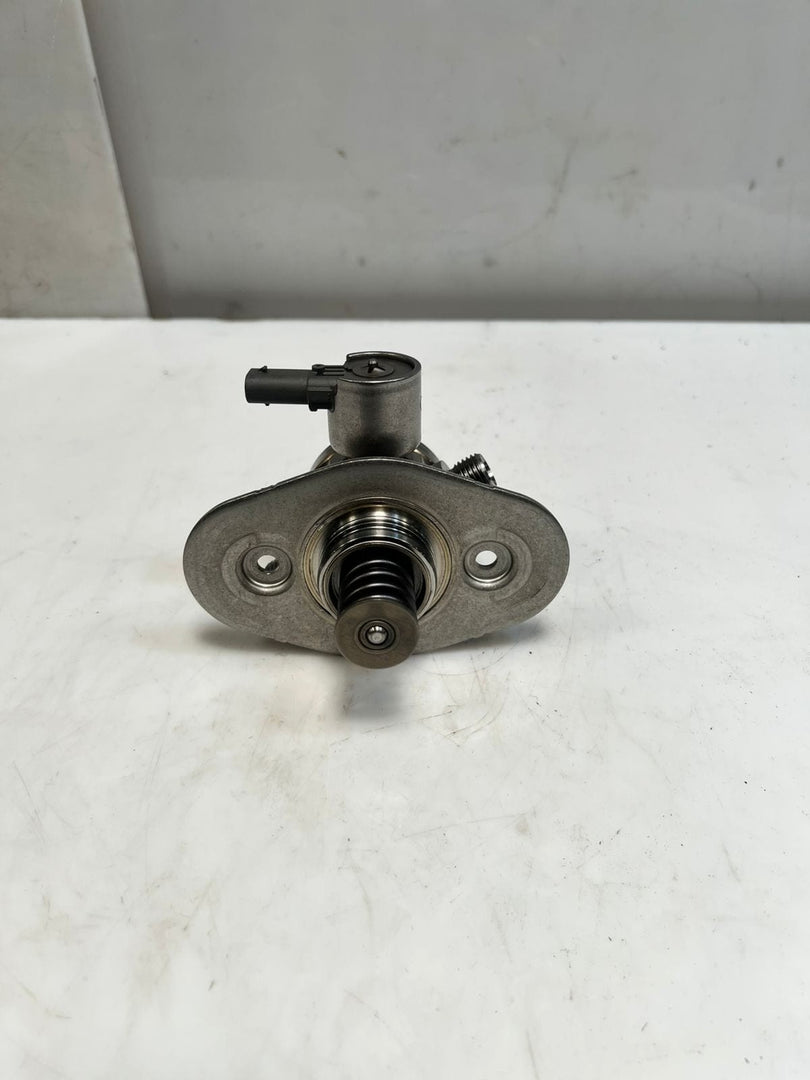 BMW MINI F55 F56 F57 1.2 Petrol B38A12A B38 High Pressure Fuel Pump 7636881